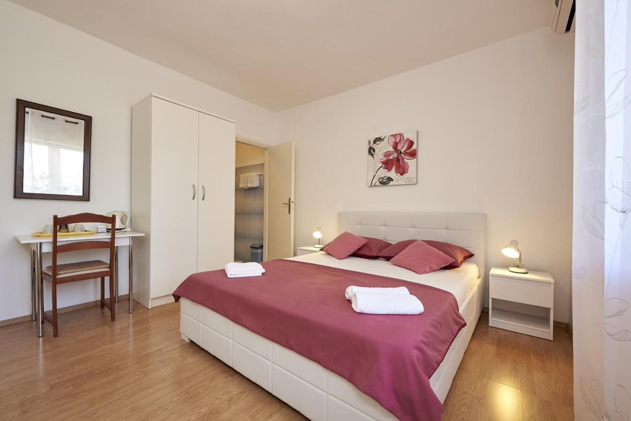 Triple Room Trogir 13102B Kültér fotó