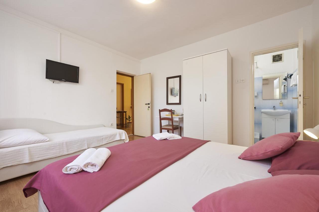 Triple Room Trogir 13102B Kültér fotó